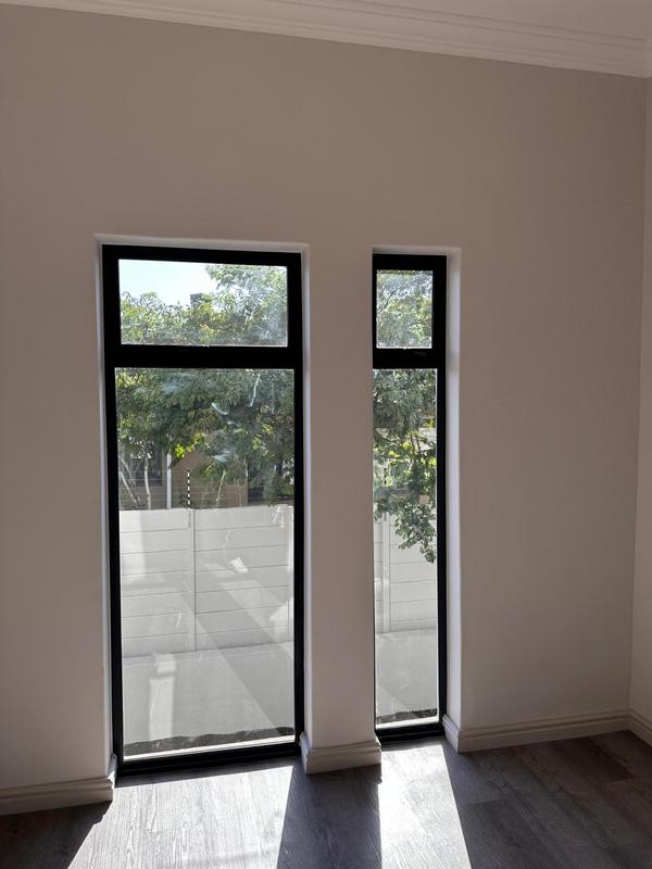 2 Bedroom Property for Sale in Brackenfell South Western Cape